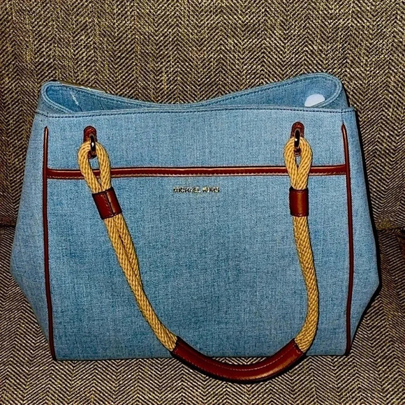 NWT $258 Michael Kors Talia Lrg Grab Bag Canvas Tote/Purse Washed Denim LAST ONE - Picture 1 of 7